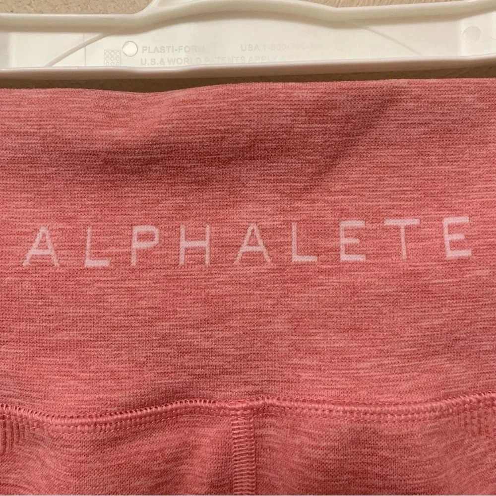 Alphalete Halo Leggings in Rose Pink Size Small - Picture 8 of 10